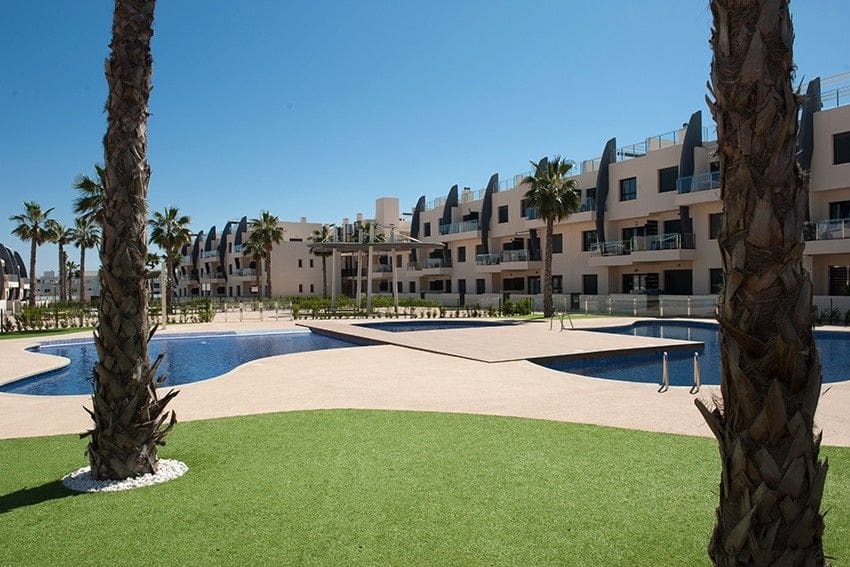 2 slaapkamer Appartement te koop in Torre de la Horadada - € 279.000 (Ref: 10110986)