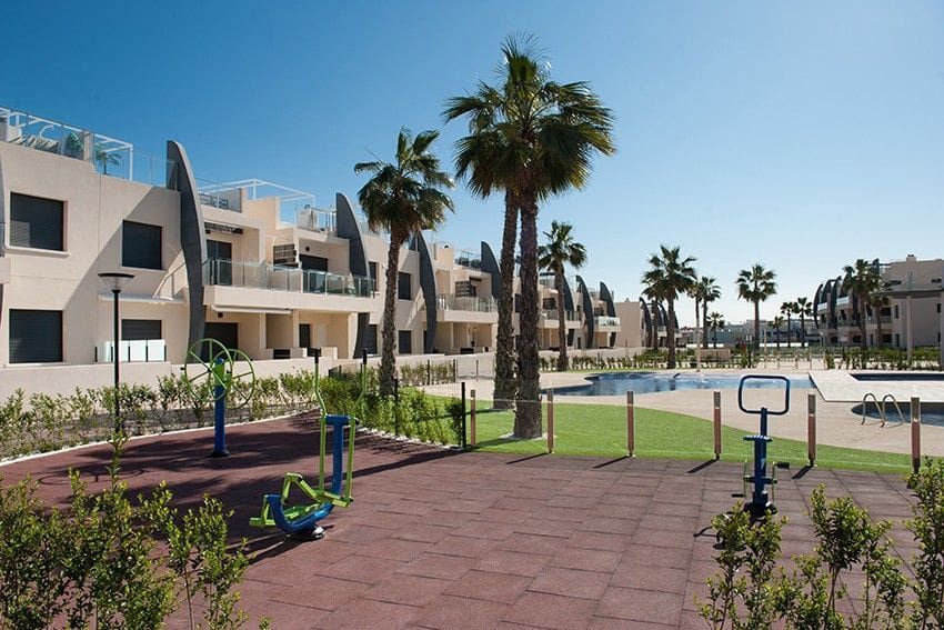2 slaapkamer Appartement te koop in Torre de la Horadada - € 279.000 (Ref: 10110986)