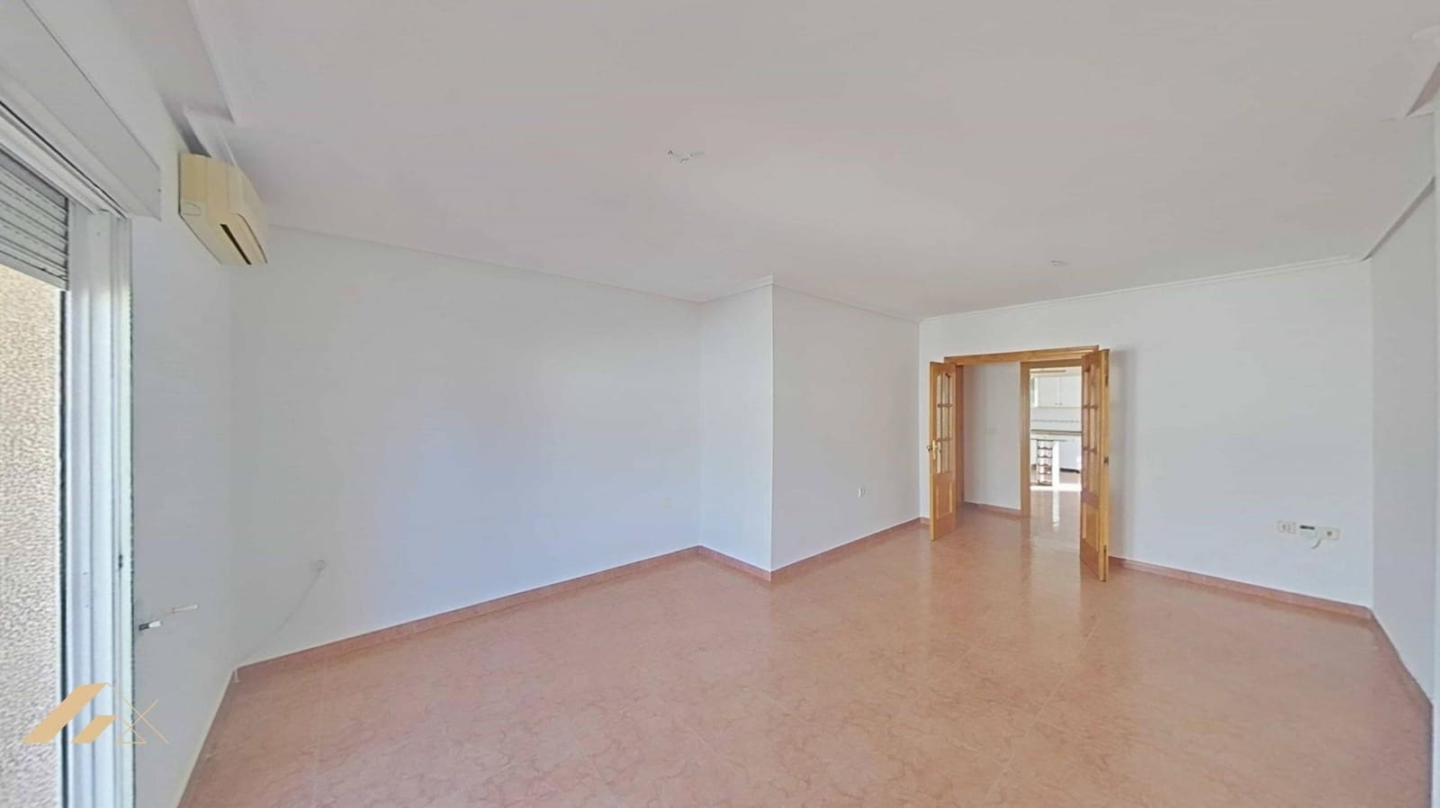 3 soveværelse Lejlighed til salg i Lo Pagan - € 250.000 (Ref: 10110990)