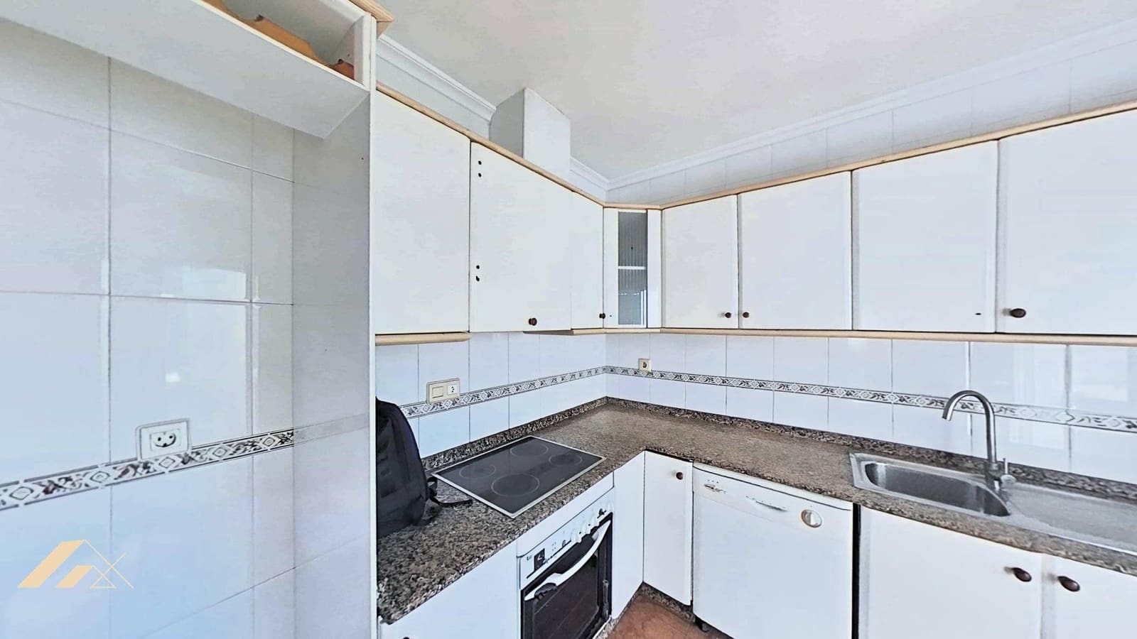 3 soveværelse Lejlighed til salg i Lo Pagan - € 250.000 (Ref: 10110990)