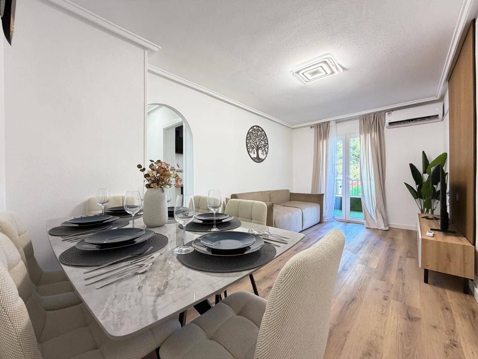 3 slaapkamer Appartement te koop in Torrevieja met zwembad - € 179.900 (Ref: 10111791)