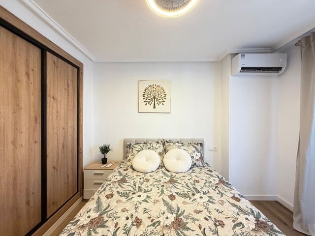 3 slaapkamer Appartement te koop in Parque de las Naciones, Torrevieja met zwembad - € 179.900 (Ref: 10111791)