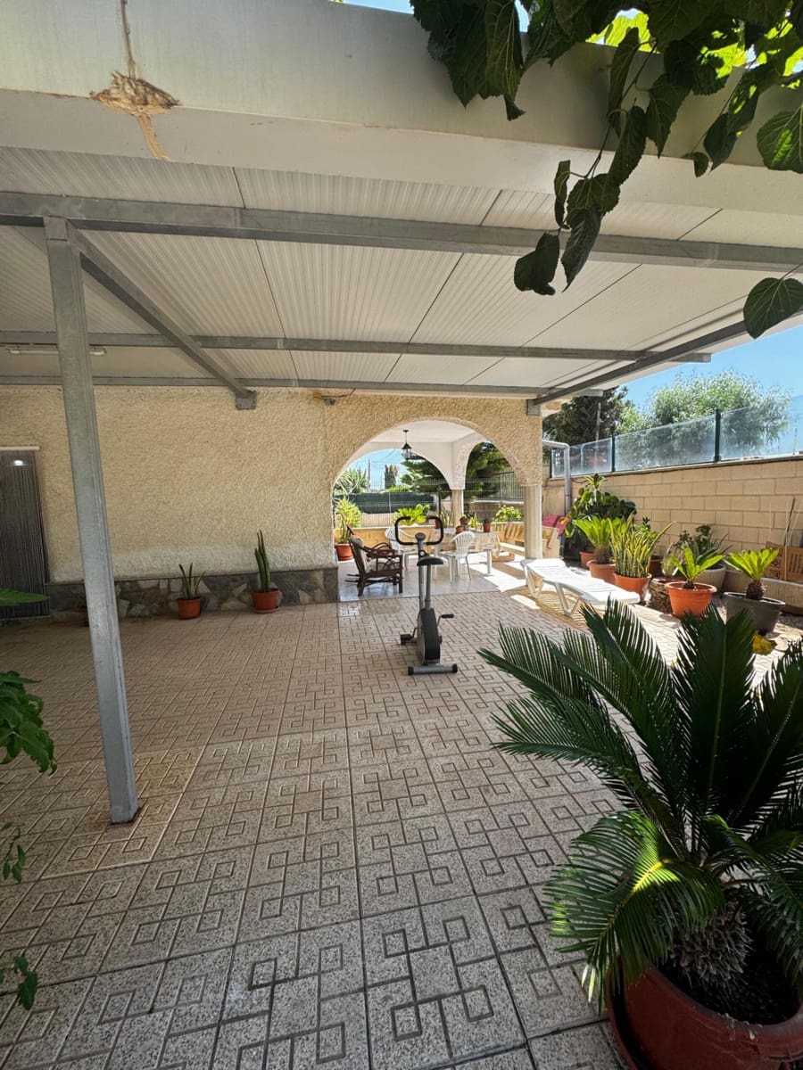 3 slaapkamer Villa te koop in Los Alcazares met garage - € 199.000 (Ref: 10115806)