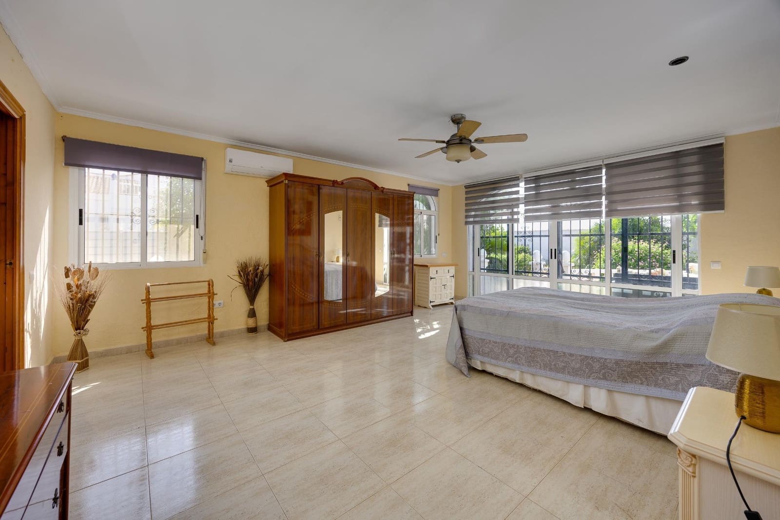 4 camera da letto Villa in vendita in El Chaparral con piscina garage - 499.900 € (Rif: 10120078)