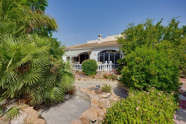 4 camera da letto Villa in vendita in El Chaparral, Torrevieja con piscina garage - 499.900 € (Rif: 10120078)