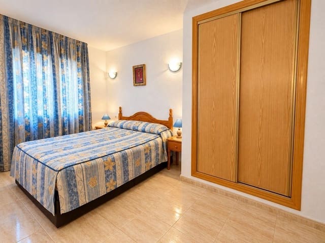 2 soveværelse Lejlighed til salg i Torrevieja med swimmingpool - € 139.960 (Ref: 10120085)
