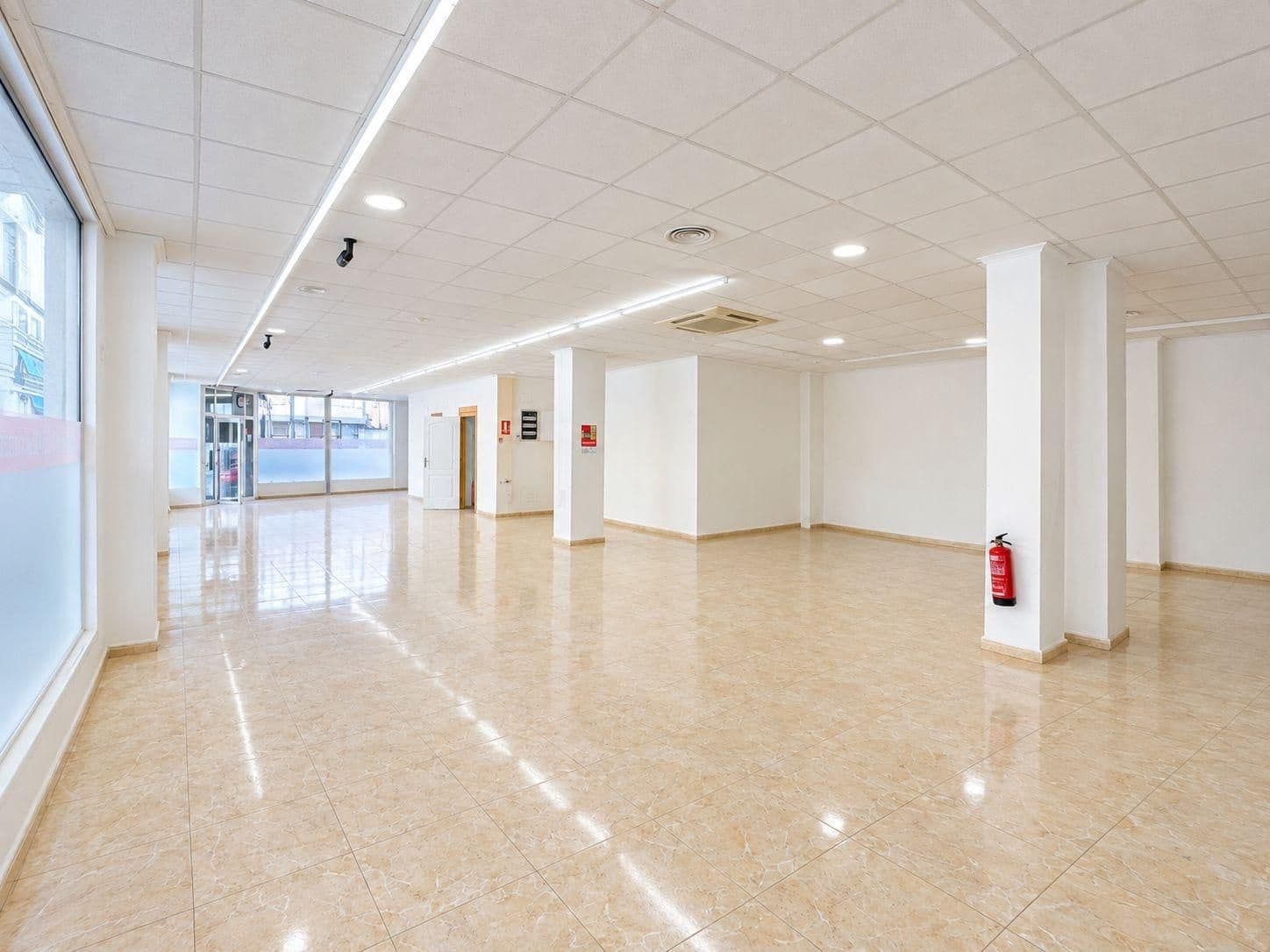 Empresa para venda em Torrevieja - 249 900 € (Ref: 10120088)