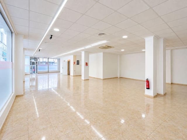 Empresa para venda em Playa del Cura, Torrevieja - 249 900 € (Ref: 10120088)