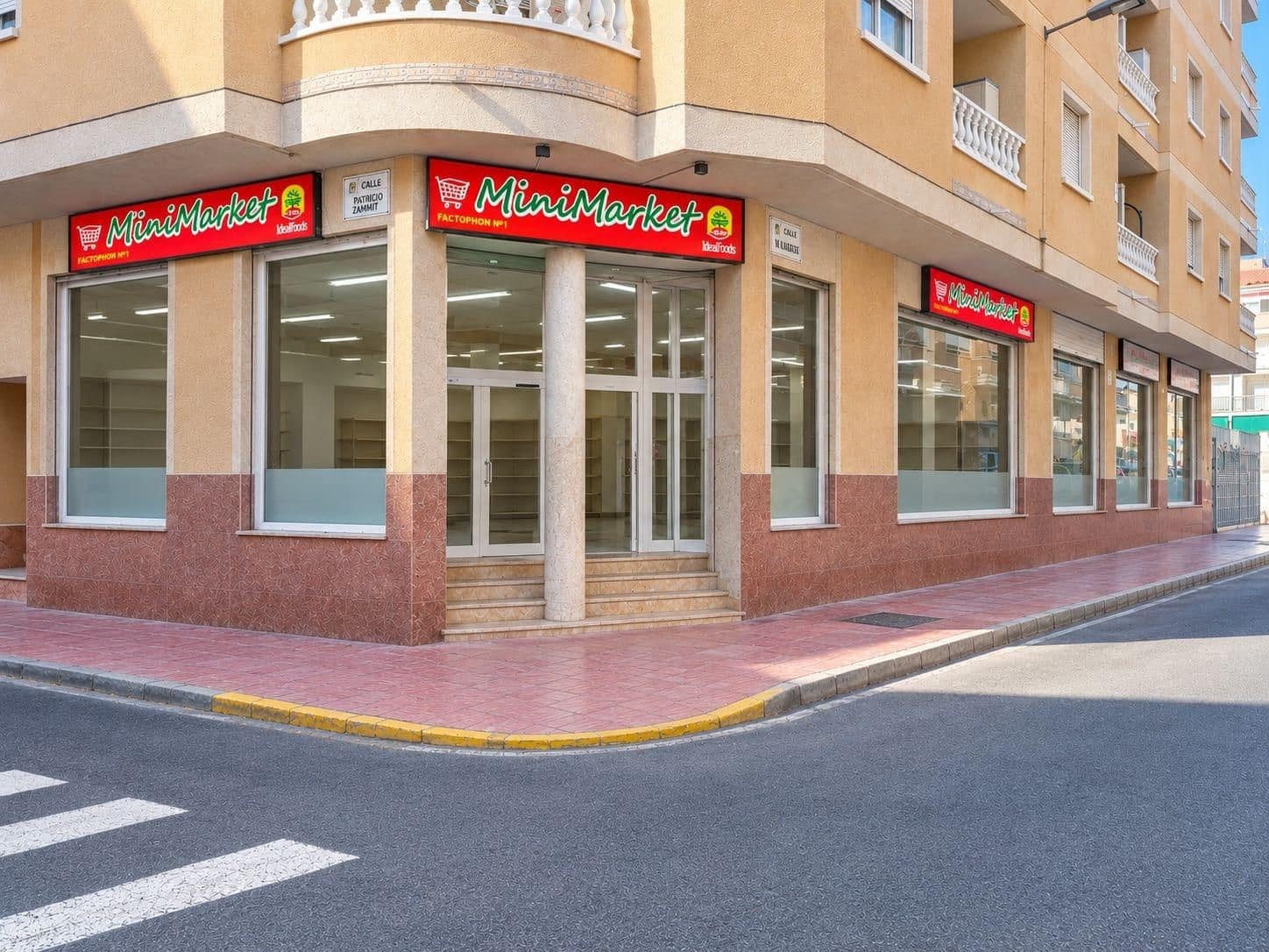 Empresa para venda em Torrevieja - 249 900 € (Ref: 10120088)