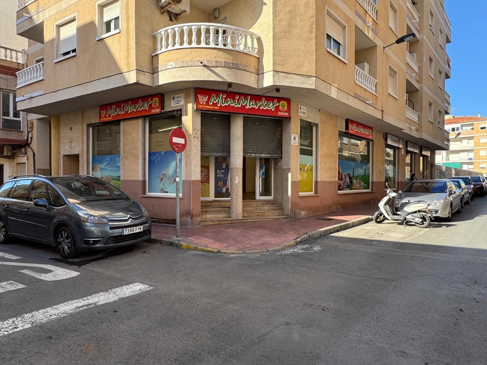 Empresa para venda em Torrevieja - 249 900 € (Ref: 10120088)