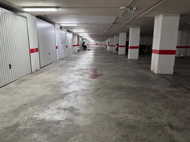 Garaje en Torrevieja en venta - 14.500 € (Ref: 10120090)