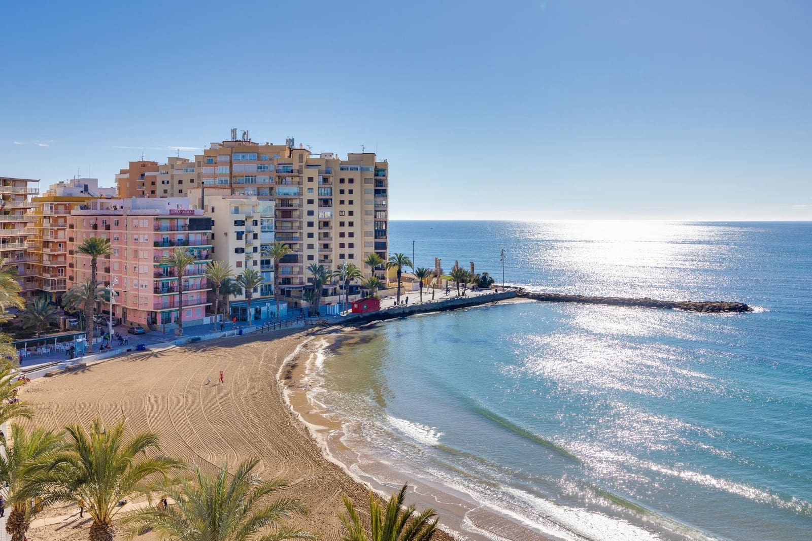 3 quarto Bungalow para venda em Torrevieja com piscina - 205 000 € (Ref: 10120103)