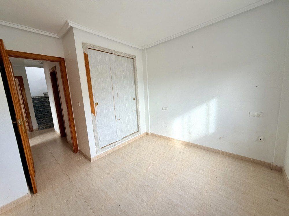 3 sovrum Villa till salu i Rojales med pool garage - 220 000 € (Ref: 10132855)