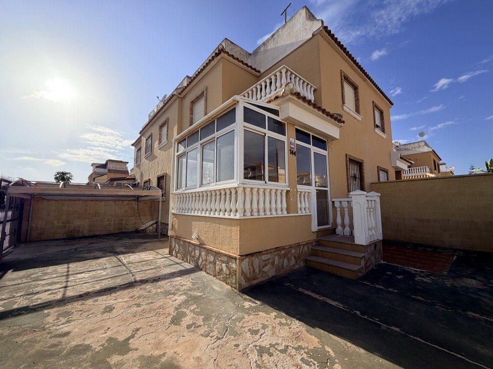 3 sovrum Villa till salu i Rojales med pool garage - 220 000 € (Ref: 10132855)