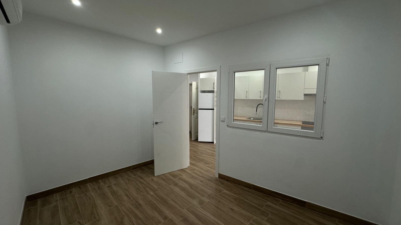 1 chambre Appartement à vendre à Torrevieja avec piscine garage - 147 000 € (Ref: 10133436)
