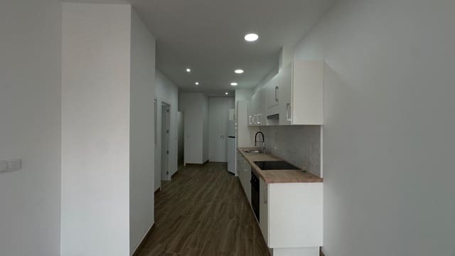 1 chambre Appartement à vendre à Centro, Torrevieja avec piscine garage - 147 000 € (Ref: 10133436)