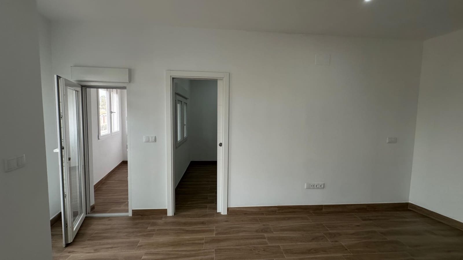 1 chambre Appartement à vendre à Torrevieja avec piscine garage - 147 000 € (Ref: 10133436)