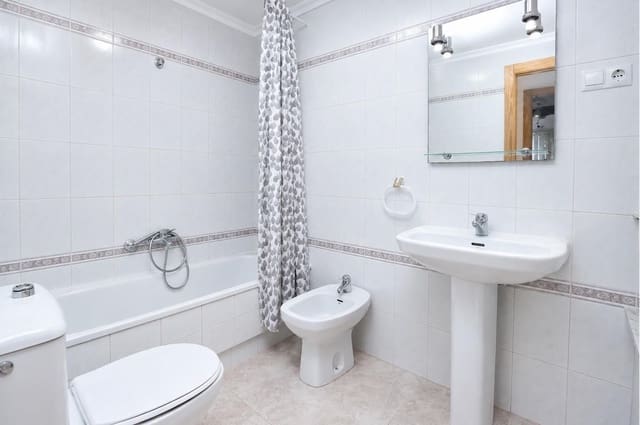 2 soveværelse Bungalow til salg i Torreblanca, Torrevieja med swimmingpool - € 159.900 (Ref: 10133439)