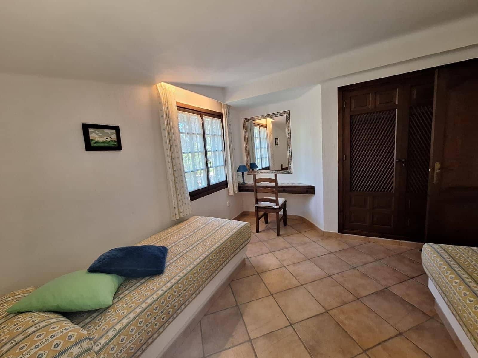 2 slaapkamer Appartement te koop in Torrevieja met garage - € 495.000 (Ref: 10133449)