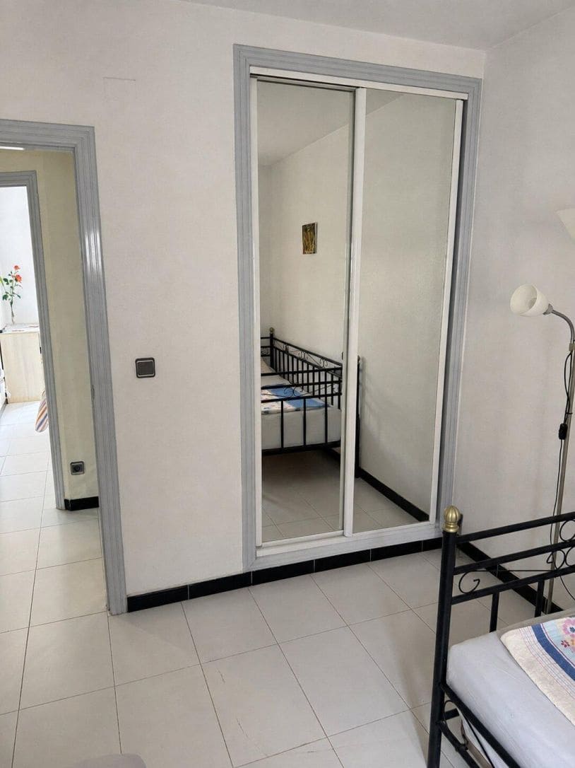 2 quarto Bungalow para venda em La Siesta com piscina - 175 000 € (Ref: 10133452)