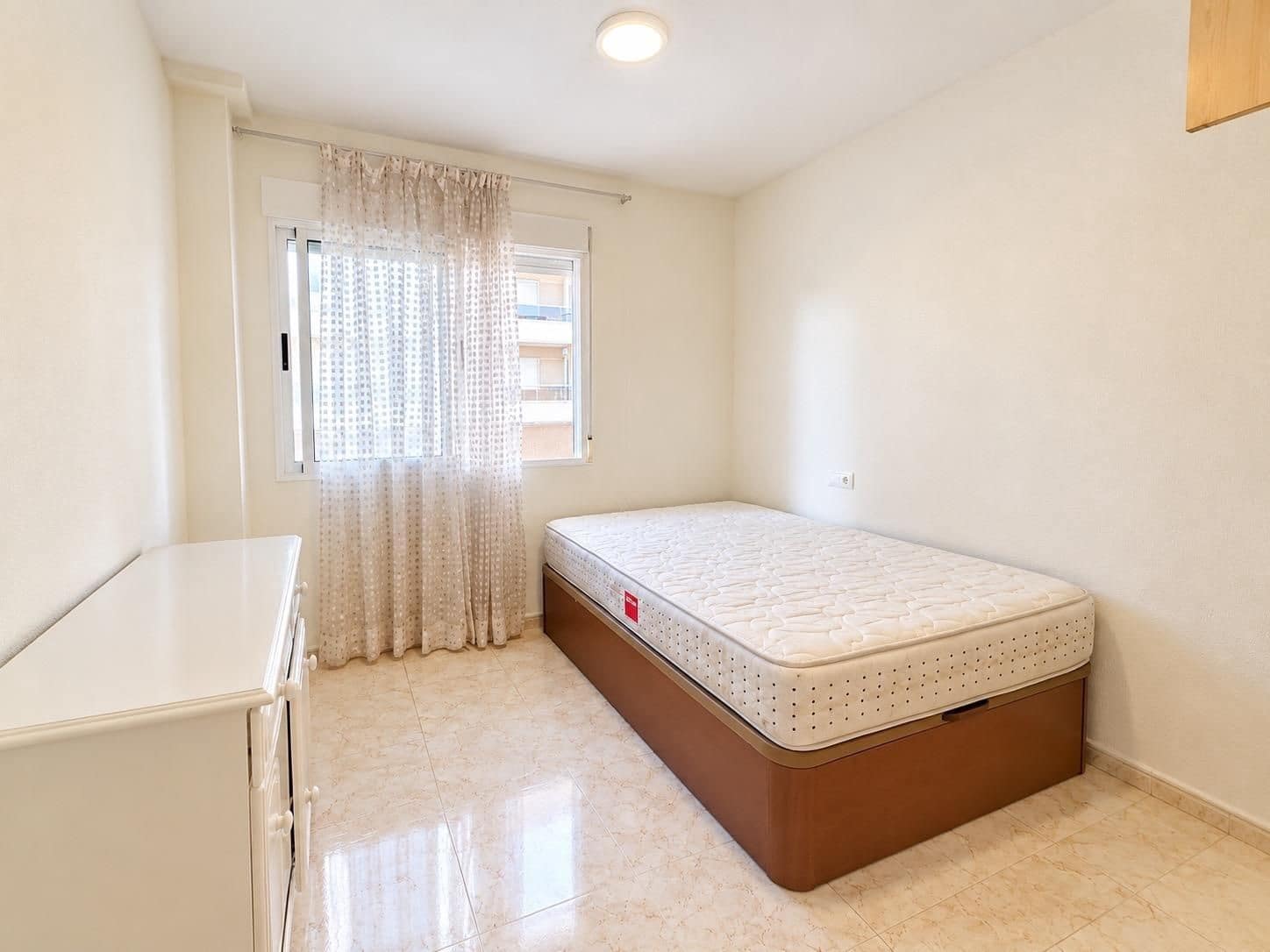 2 soverom Leilighet til salgs i Torrevieja med svømmebasseng - € 149 000 (Ref: 10133453)
