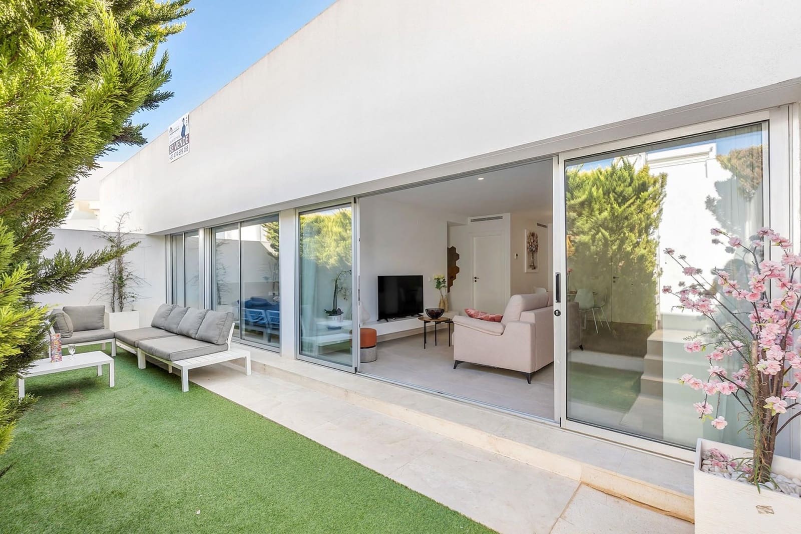 2 quarto Apartamento para venda em Los Balcones com piscina garagem - 294 000 € (Ref: 10136262)