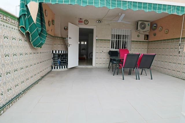 3 slaapkamer Rijtjeshuis te koop in Playa de los Náufragos, Torrevieja - € 239.000 (Ref: 10136268)