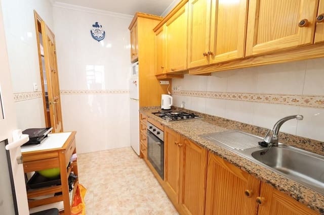 Bungalow de 2 habitaciones en La Zenia, Orihuela en venta con piscina garaje - 165.000 € (Ref: 10139875)