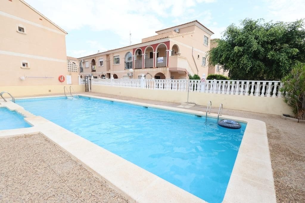 2 Zimmer Bungalow zu verkaufen in La Zenia mit Pool Garage - 165.000 € (Ref: 10139875)