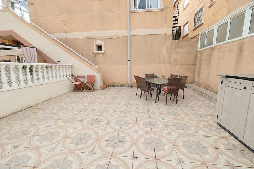 2 Zimmer Bungalow zu verkaufen in La Zenia mit Pool Garage - 165.000 € (Ref: 10139875)
