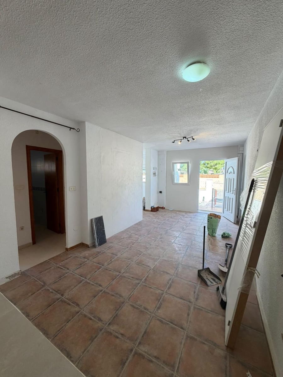 2 soveværelse Villa til salg i Pinar de Campoverde med garage - € 149.000 (Ref: 10142526)