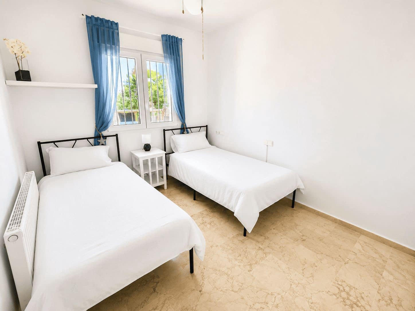 4 Zimmer Villa zu verkaufen in Las Ramblas Golf mit Pool Garage - 645.000 € (Ref: 10142537)