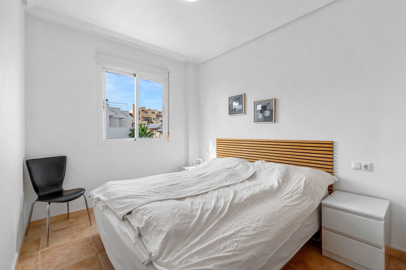 3 sypialnia Apartament na sprzedaż w La Veleta z basenem garażem - 385 000 € (Ref: 10142541)