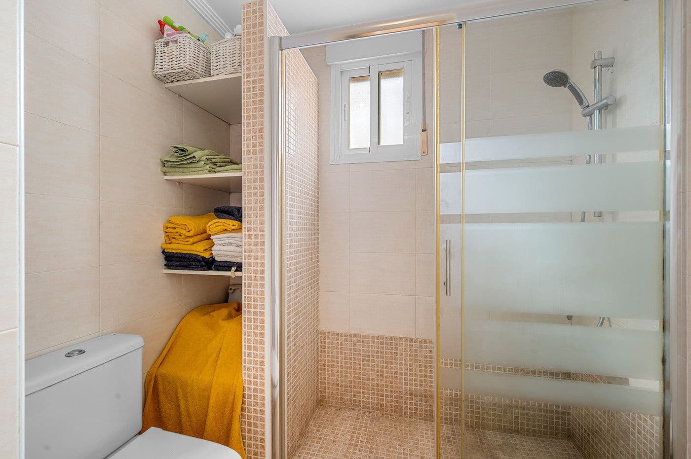 3 sypialnia Apartament na sprzedaż w La Veleta z basenem garażem - 385 000 € (Ref: 10142541)