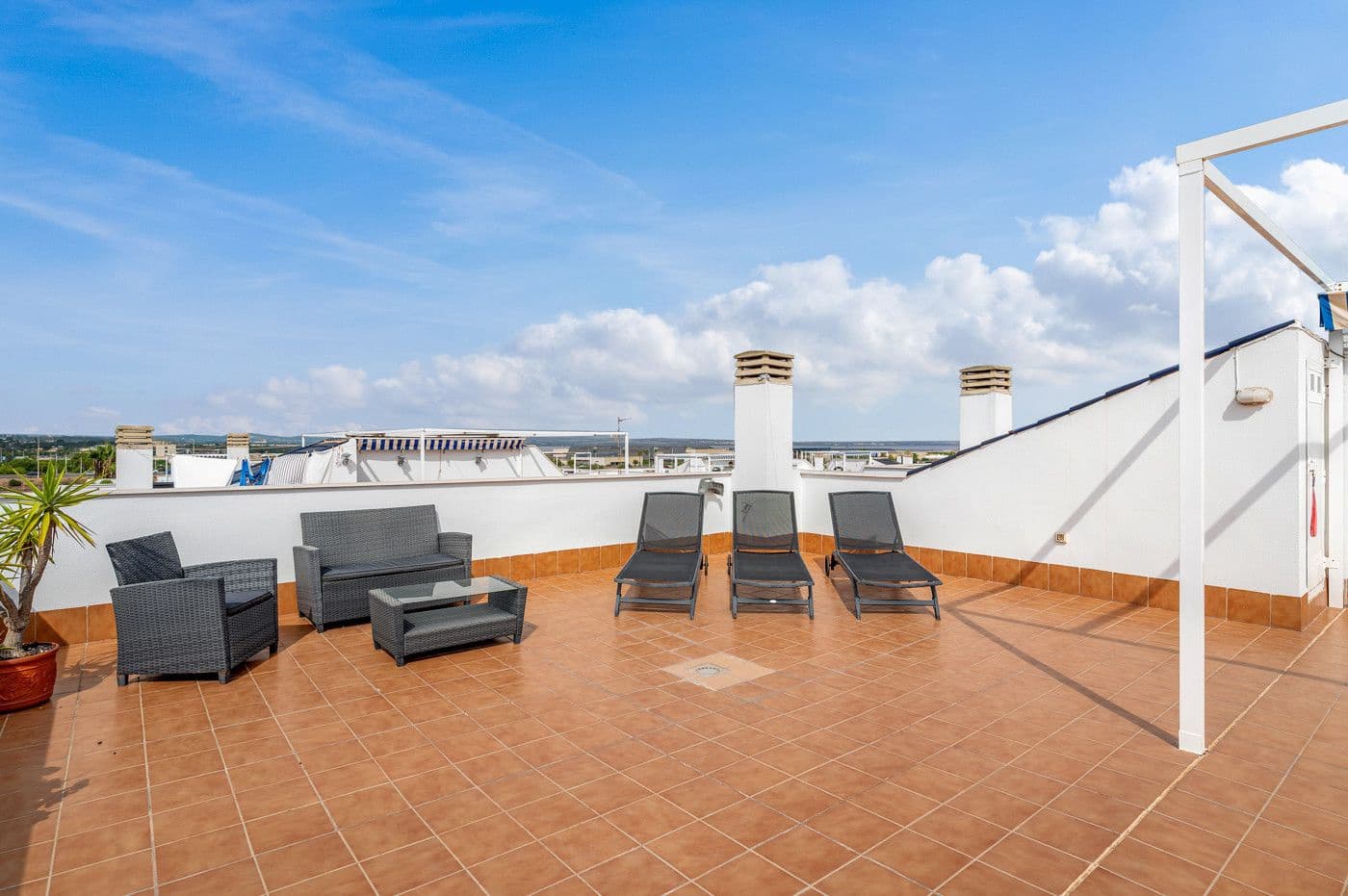 3 sypialnia Apartament na sprzedaż w La Veleta z basenem garażem - 385 000 € (Ref: 10142541)