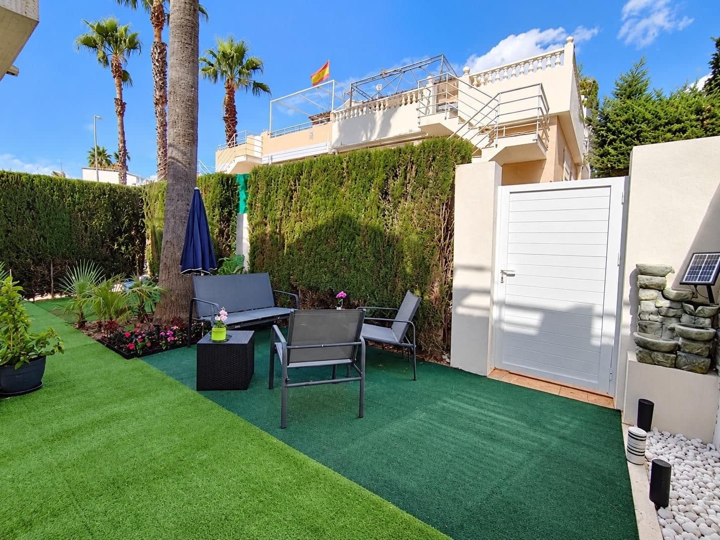 3 sypialnia Willa na sprzedaż w Torrevieja z basenem - 234 900 € (Ref: 10142545)