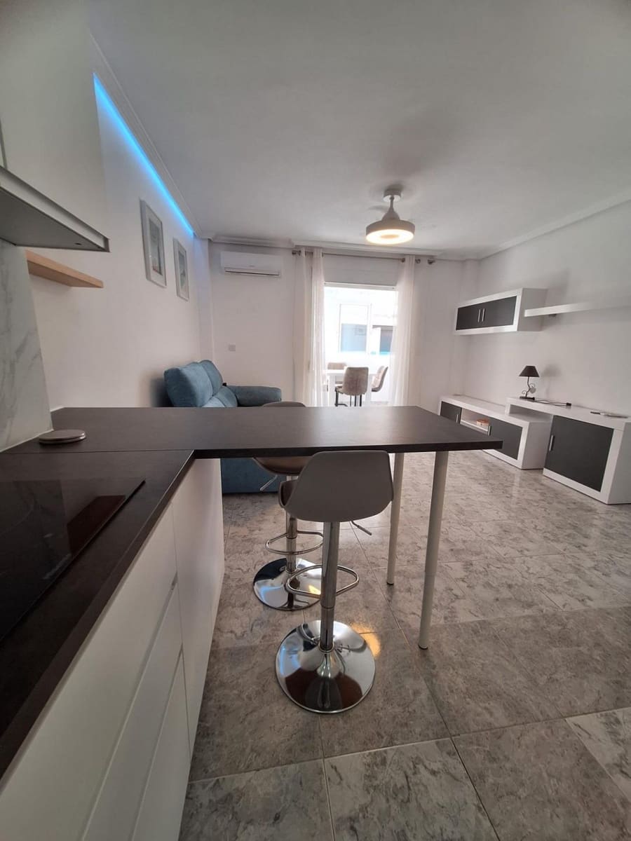 2 sovrum Lägenhet till salu i Torrevieja - 147 900 € (Ref: 10142548)