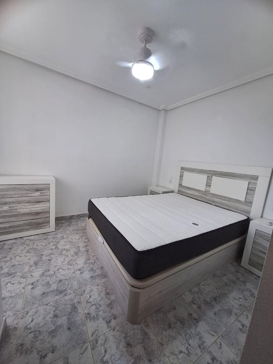 2 sovrum Lägenhet till salu i Torrevieja - 147 900 € (Ref: 10142548)