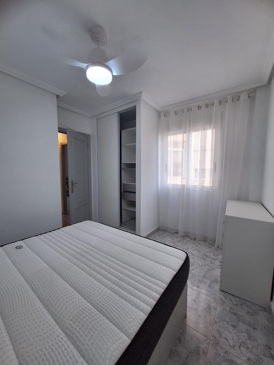 2 sovrum Lägenhet till salu i Torrevieja - 147 900 € (Ref: 10142548)