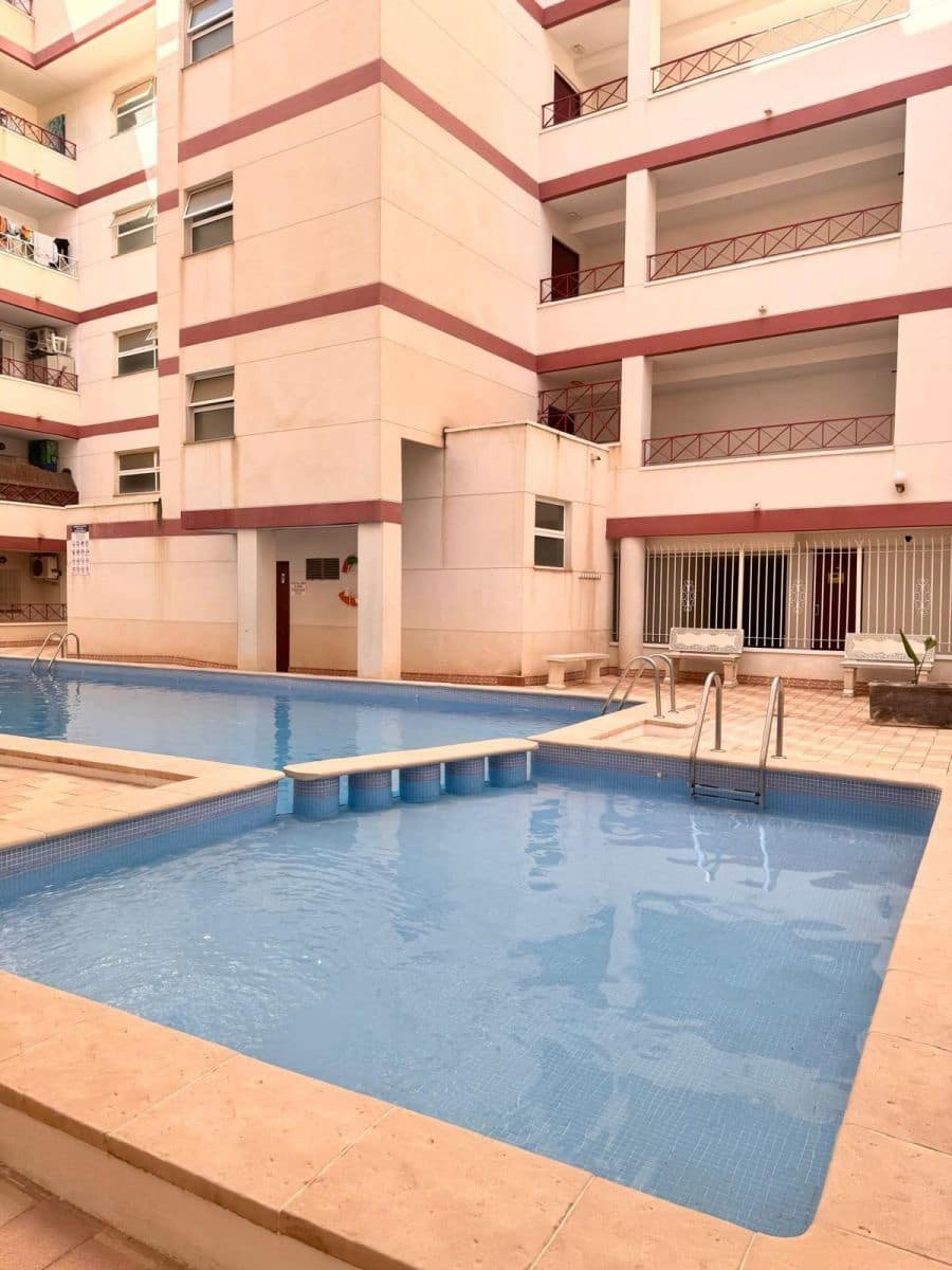 2 chambre Appartement à vendre à Torrevieja avec piscine - 167 900 € (Ref: 10142549)