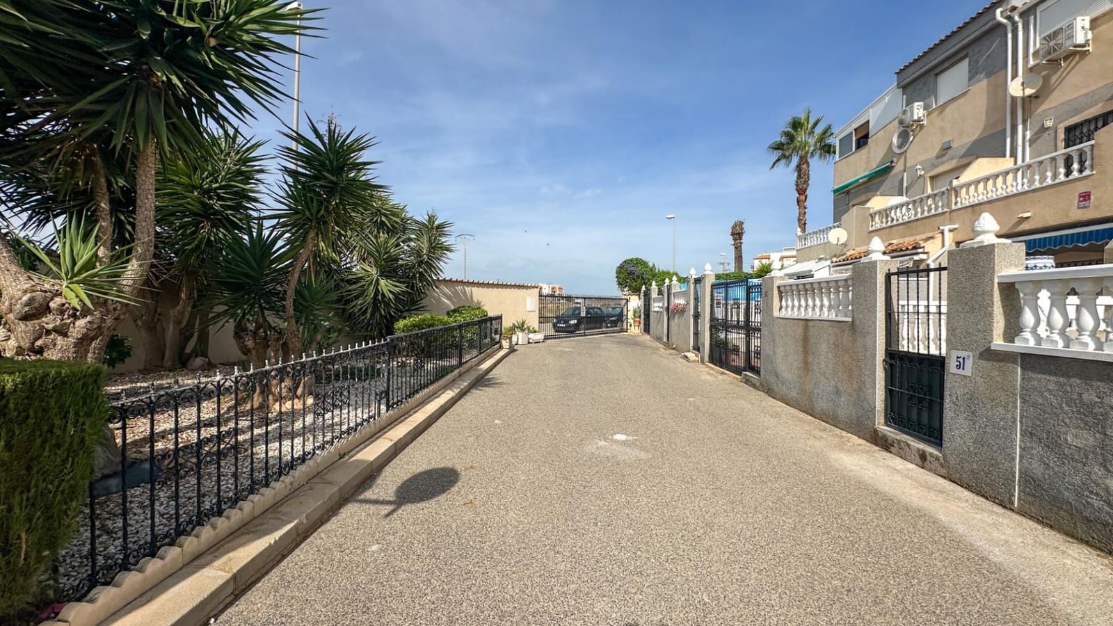 2 makuuhuone Rivitalo myytävänä paikassa Playa Flamenca mukana uima-altaan 
autotalli - 180 000 € (Ref: 10142552)