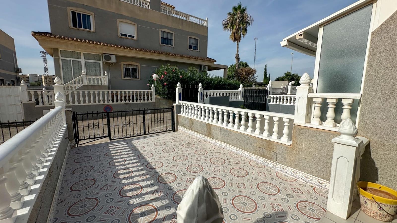 2 makuuhuone Rivitalo myytävänä paikassa Playa Flamenca mukana uima-altaan 
autotalli - 180 000 € (Ref: 10142552)