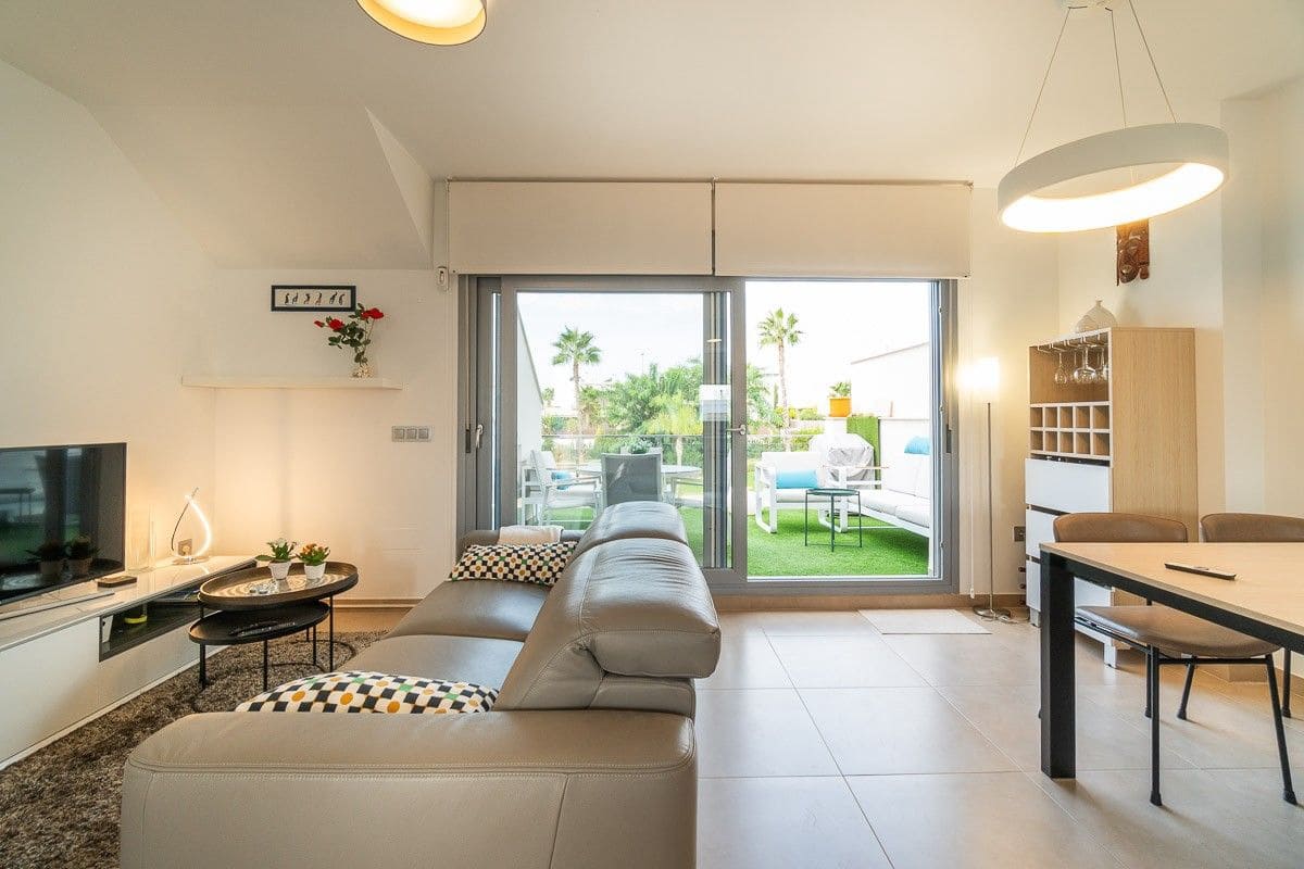 2 makuuhuone Bungalow myytävänä paikassa Orihuela mukana uima-altaan 
autotalli - 240 000 € (Ref: 10147304)