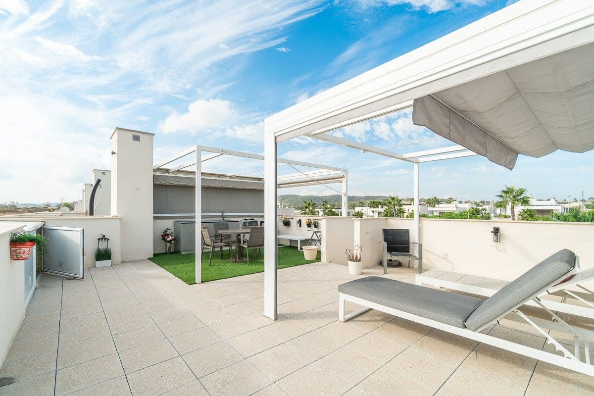 2 makuuhuone Bungalow myytävänä paikassa Orihuela mukana uima-altaan 
autotalli - 240 000 € (Ref: 10147304)