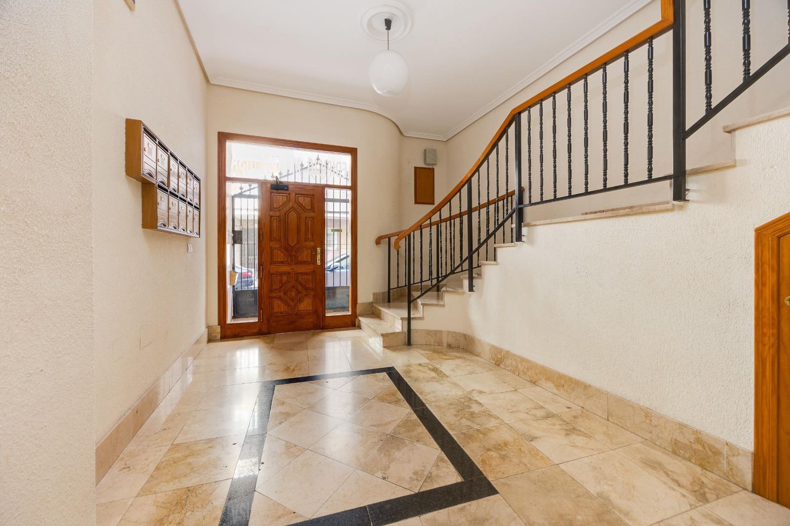4 sypialnia Apartament na sprzedaż w Torrevieja - 191 900 € (Ref: 10147307)