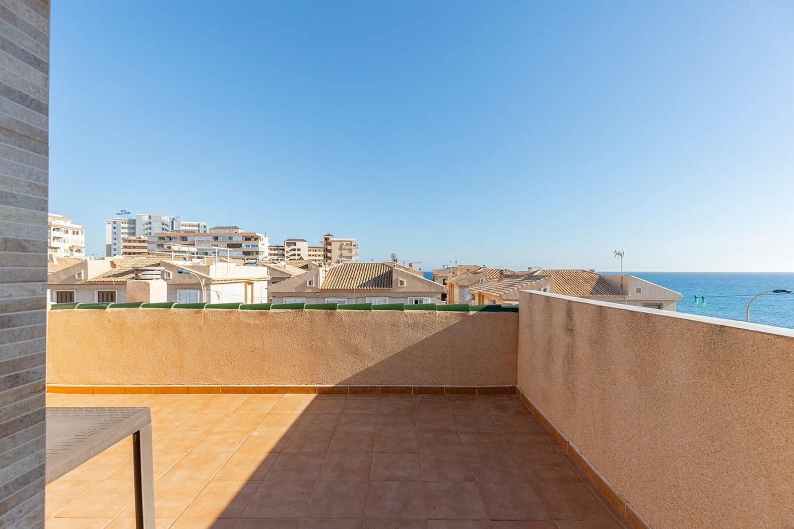 2 soveværelse Rækkehus til salg i Cabo Cervera med garage - € 240.000 (Ref: 10147311)