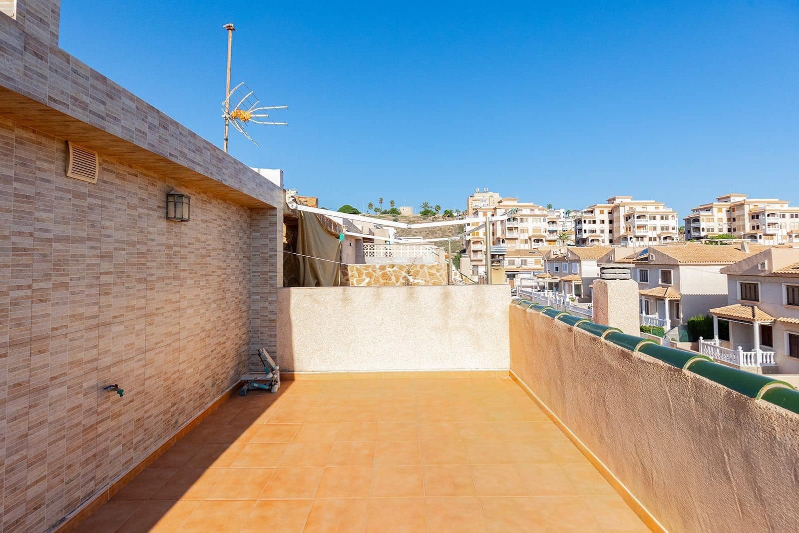 2 soveværelse Rækkehus til salg i Cabo Cervera med garage - € 240.000 (Ref: 10147311)