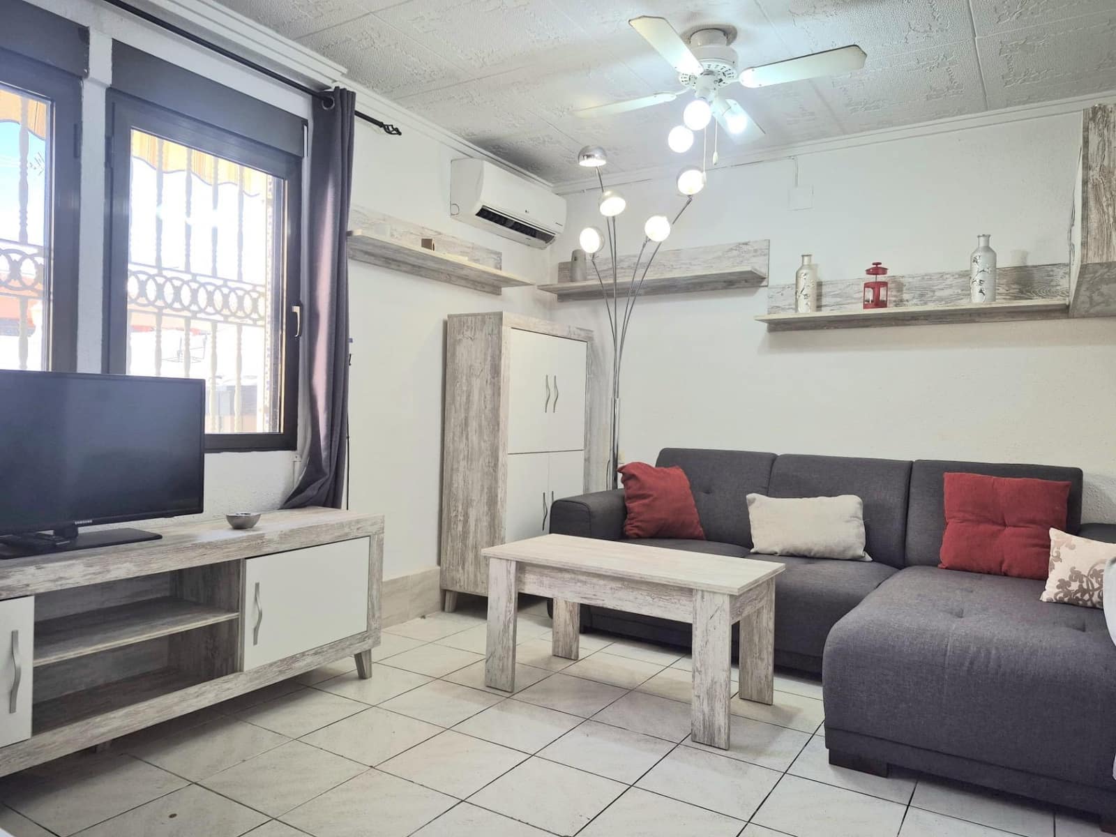 2 soverom Bungalow til salgs i El Limonar - € 121 000 (Ref: 10148915)