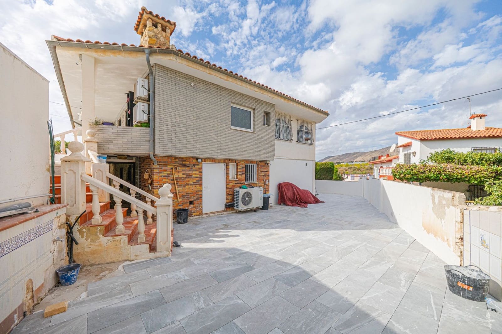 5 chambre Villa/Maison à vendre à Benidorm avec piscine garage - 570 000 € (Ref: 10148920)
