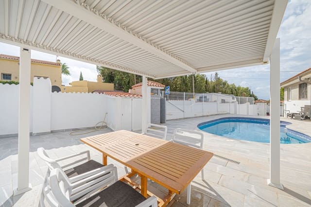 5 chambre Villa/Maison à vendre à Benidorm avec piscine garage - 570 000 € (Ref: 10148921)